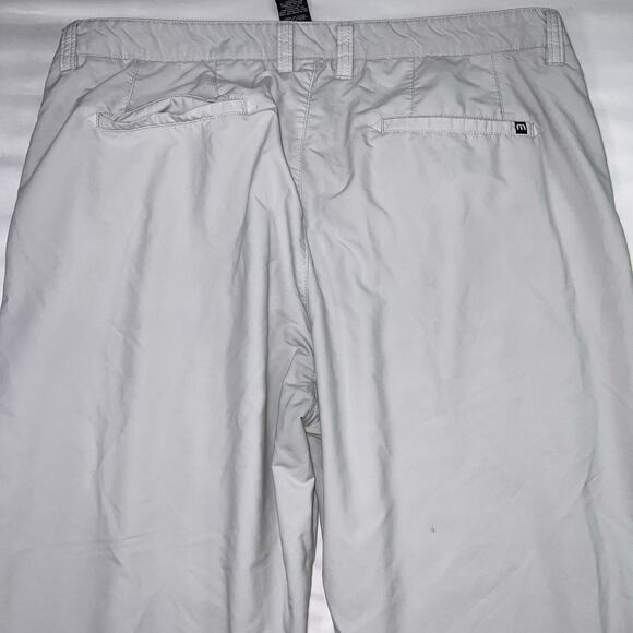 Travis Mathew Golf Pants Men's Size 38X33 Light Gray Flat Front Stretch Chinos - Picture 14 of 16